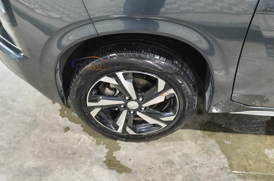 Xpander Mitsubishi Gray