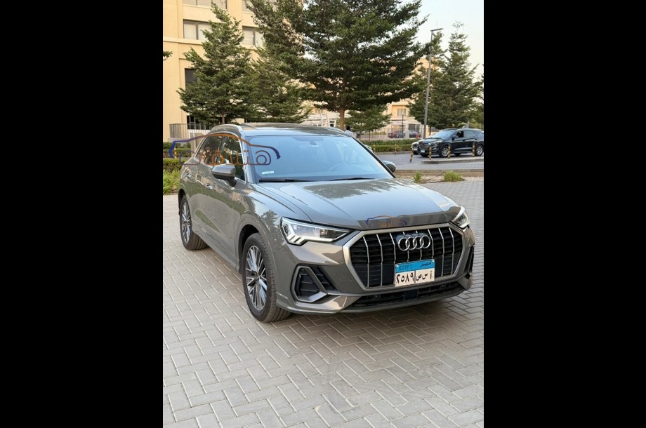 Q3 Audi رمادي