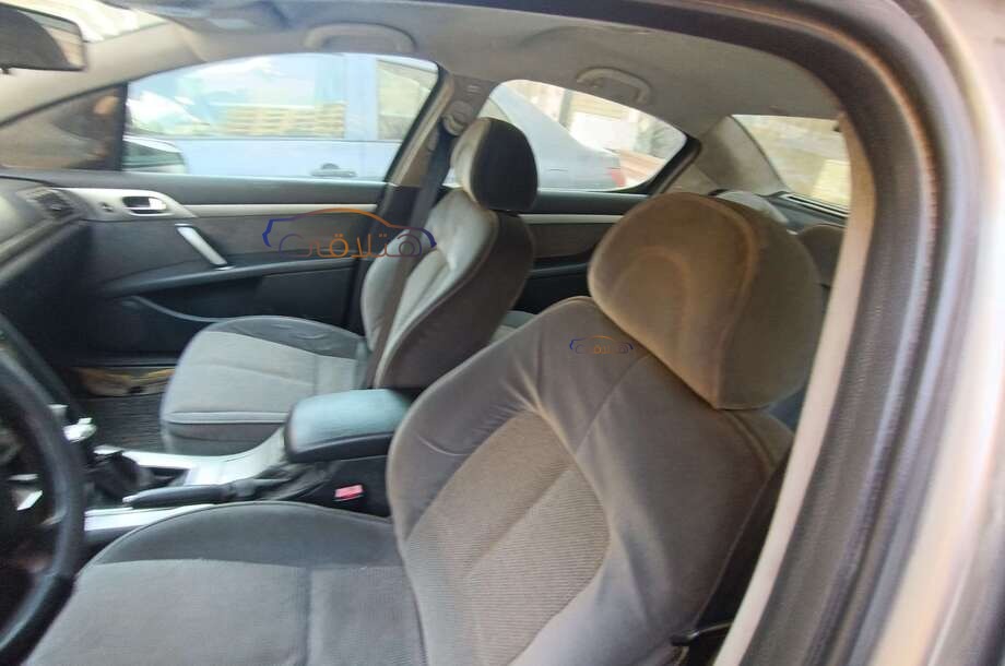 407 Peugeot برونزي