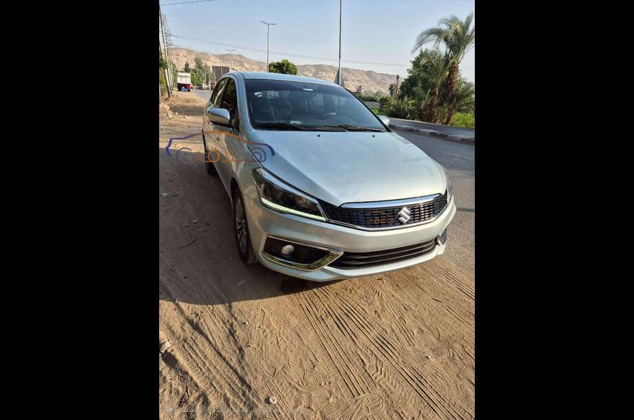 Ciaz Suzuki فضي
