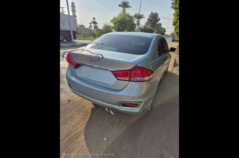 Ciaz Suzuki فضي