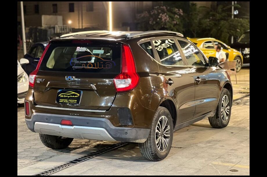 Emgrand X7 Geely Brown