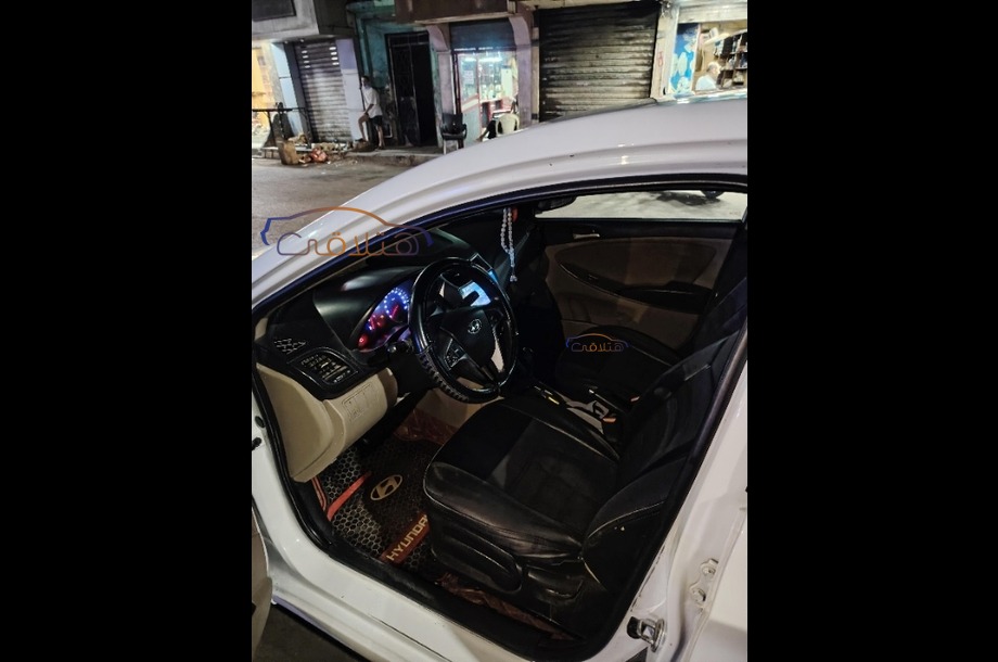 Accent RB Hyundai White