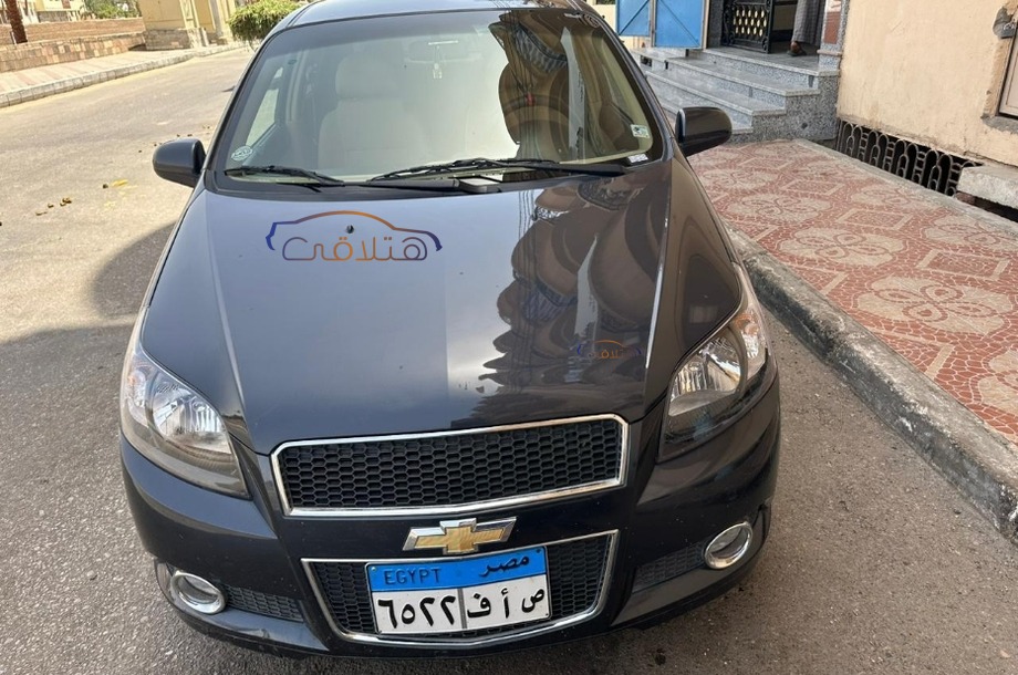 Aveo Chevrolet Dark blue