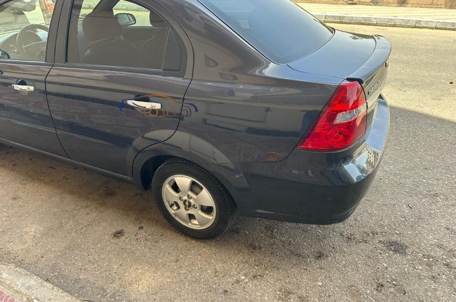 Aveo Chevrolet Dark blue