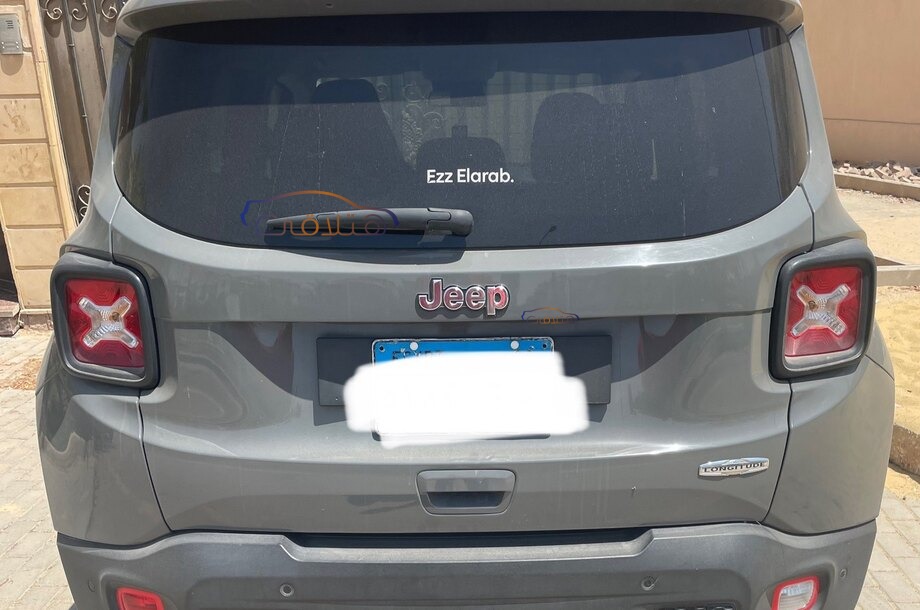 Renegade Jeep فضي