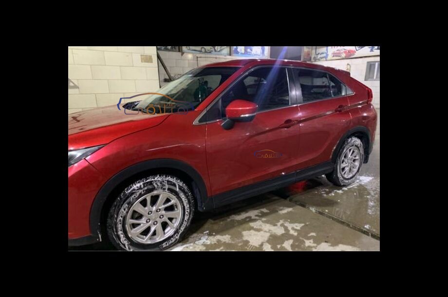 Eclipse Cross Mitsubishi احمر