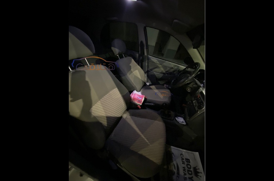 Lanos Chevrolet فضي