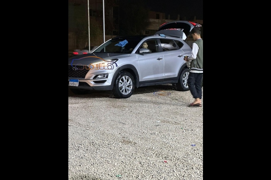Tucson GDI Hyundai فضي