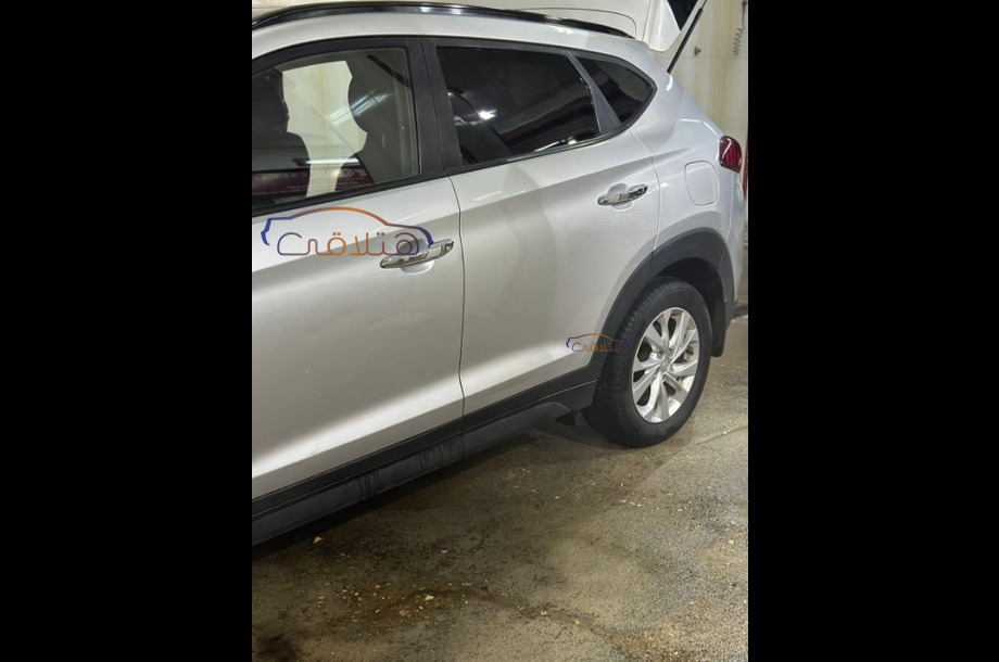 Tucson GDI Hyundai فضي