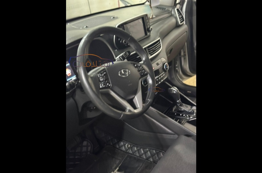Tucson GDI Hyundai فضي