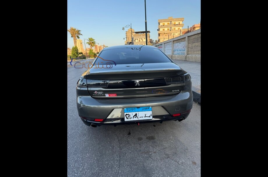 508 Peugeot زيتوني