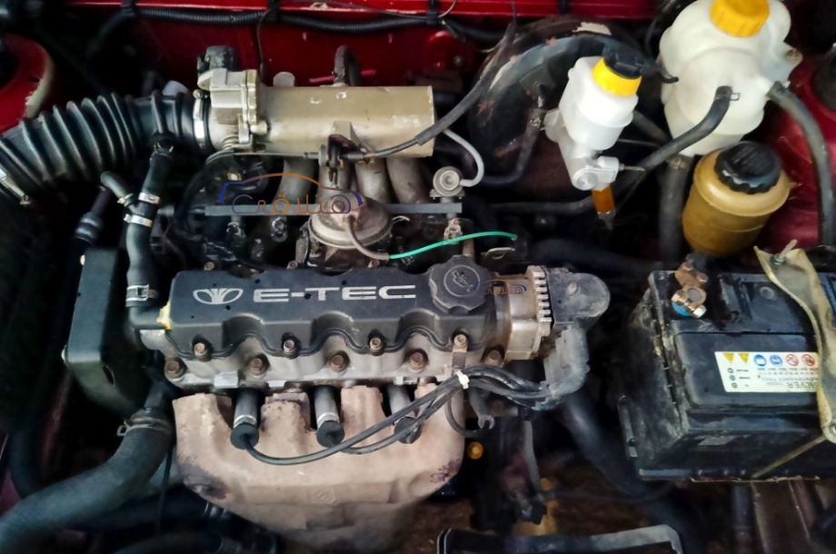 Lanos 2 Daewoo احمر