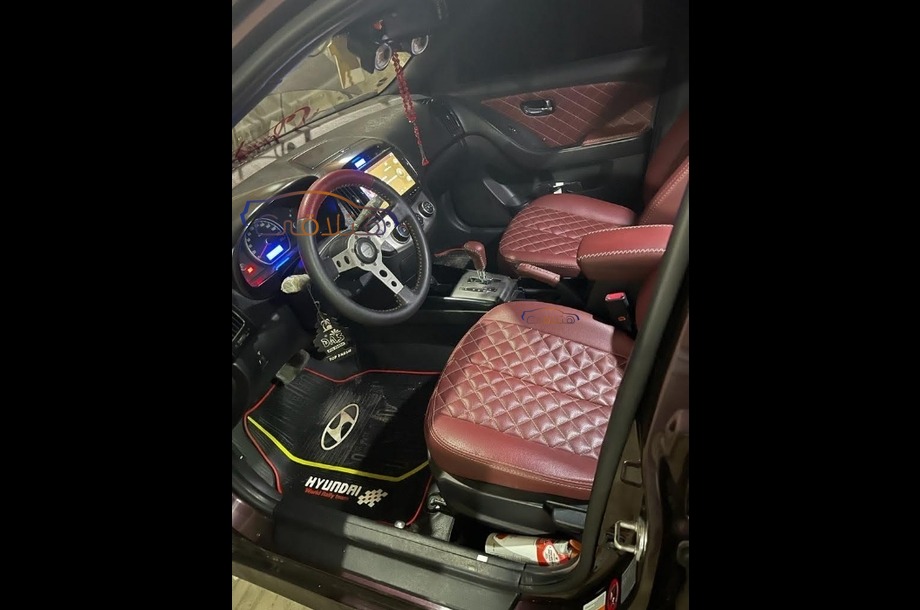 Elantra HD Hyundai Eggplant