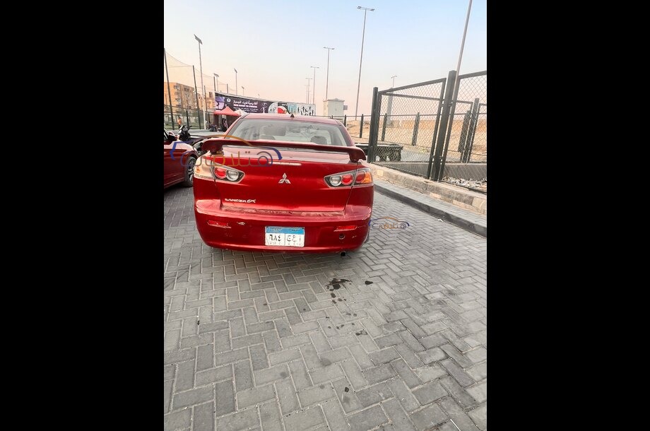 Lancer EX Shark Mitsubishi احمر