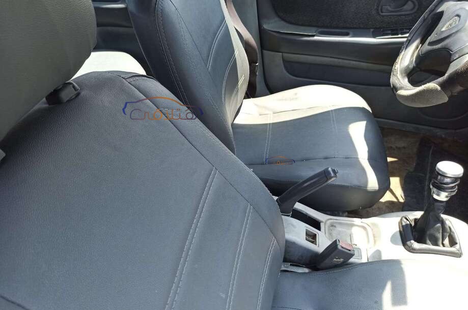 Wira Proton زيتوني