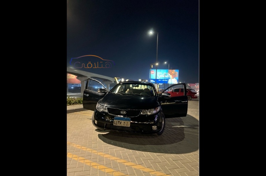 Cerato Kia أسود
