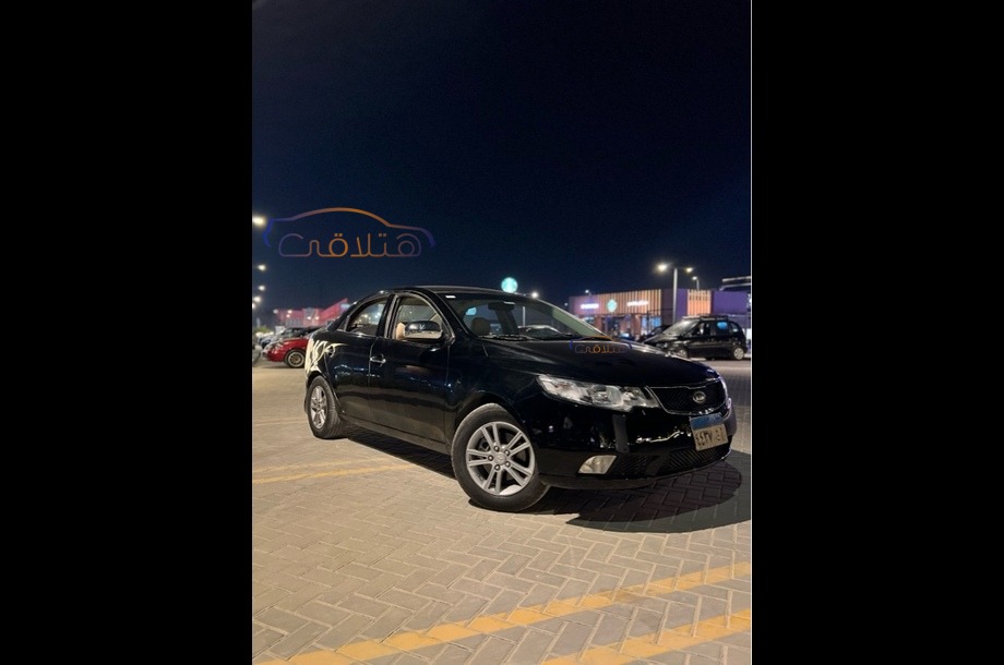 Cerato Kia أسود
