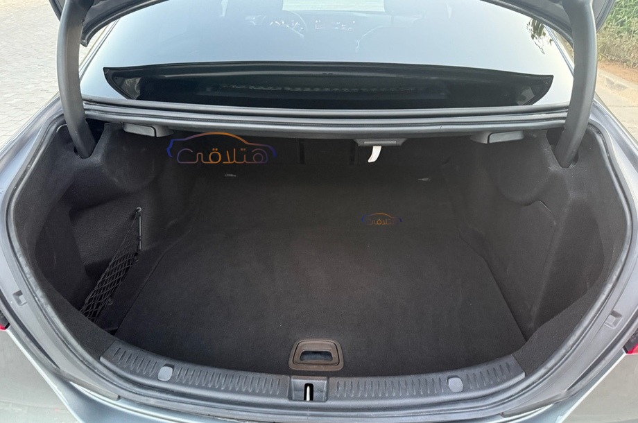 E 200 AMG Mercedes Gray