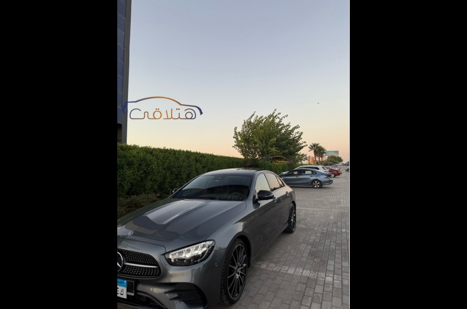 E 200 AMG Mercedes Gray