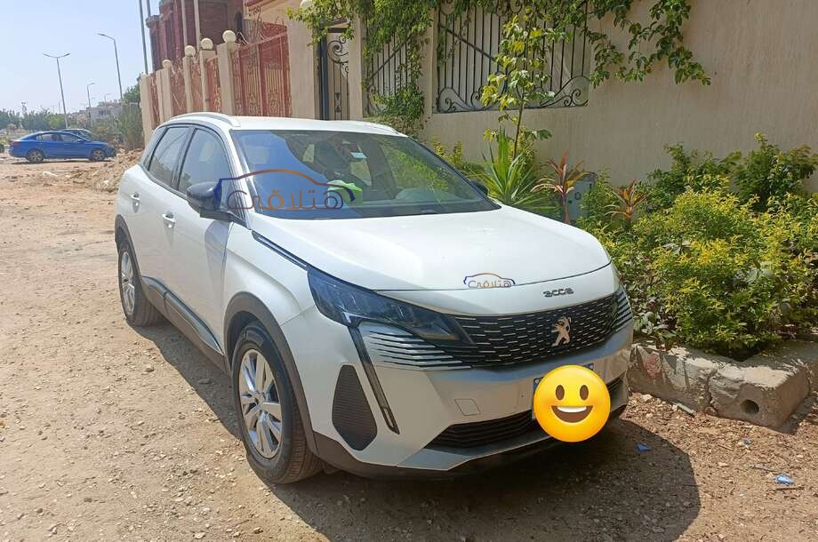 3008 Peugeot أبيض