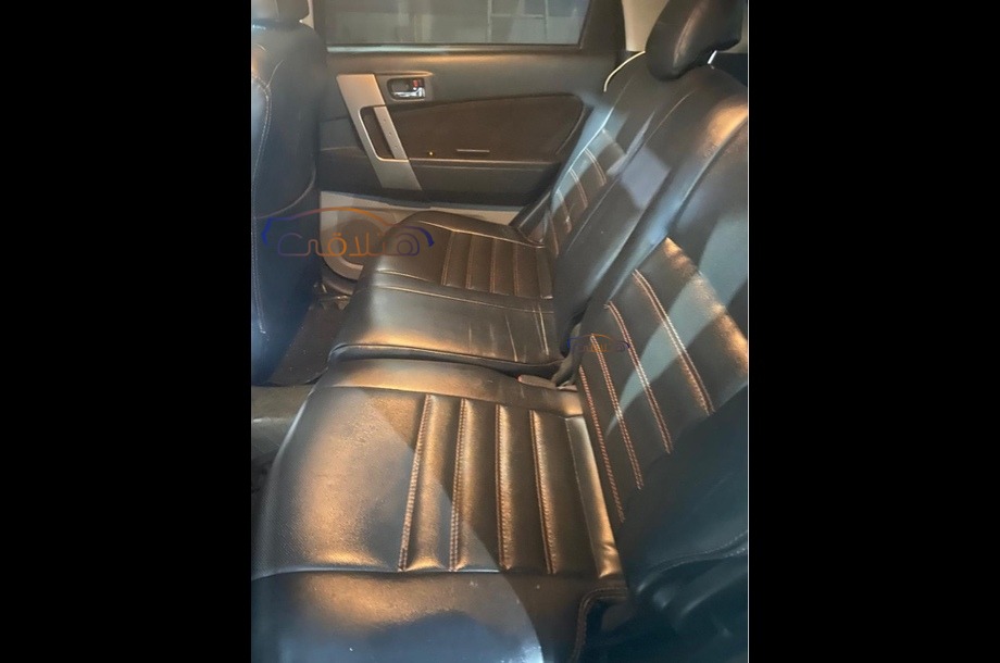 Terios Daihatsu بنفسجي