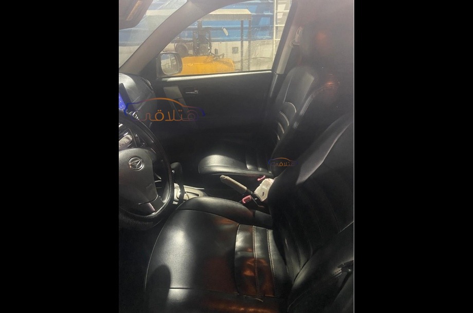 Terios Daihatsu بنفسجي