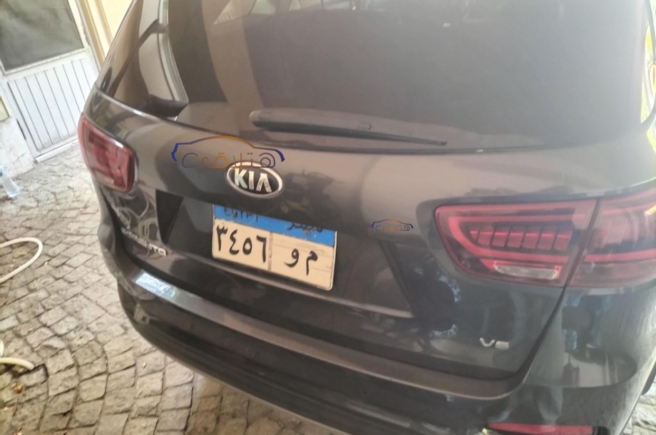 Sorento Kia رمادي