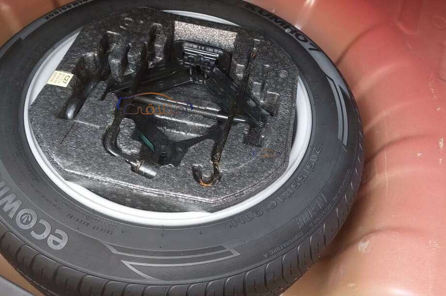 Elantra AD Hyundai Dark red