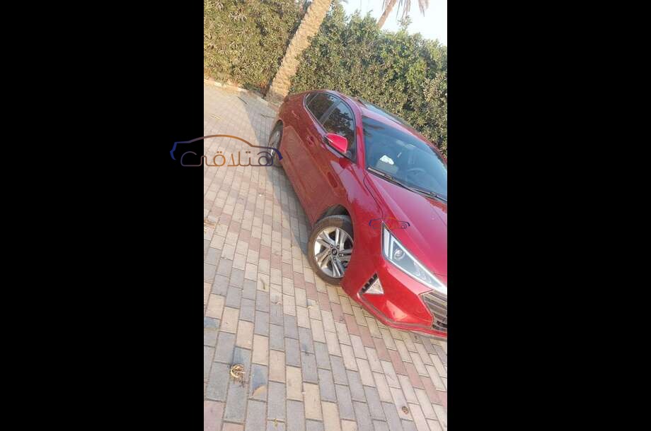 Elantra AD Hyundai Dark red