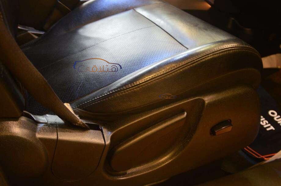 Liberty Jeep رمادي