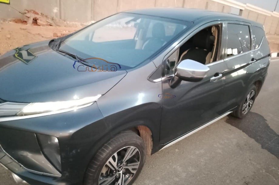 Xpander Mitsubishi Silver