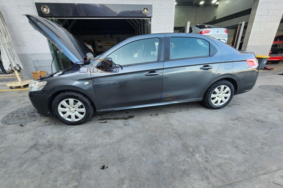 301 Peugeot بترولي