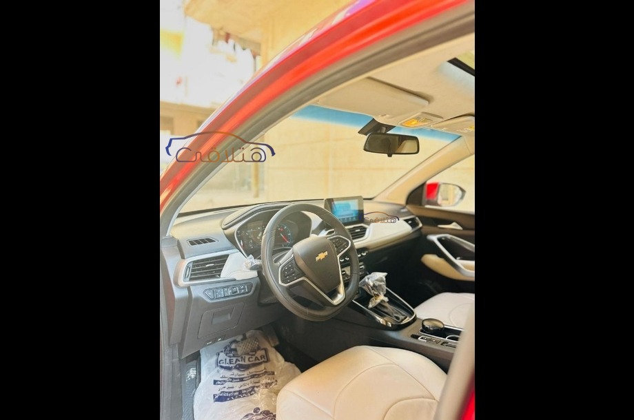 Captiva Chevrolet احمر