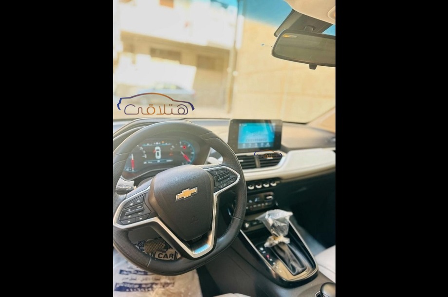 Captiva Chevrolet احمر