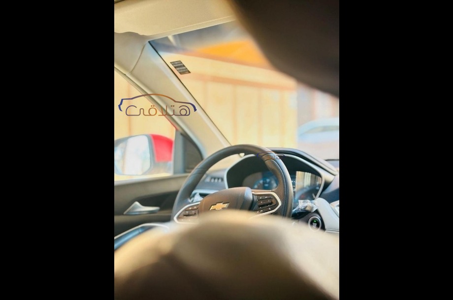 Captiva Chevrolet احمر