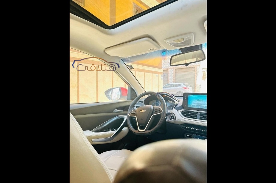 Captiva Chevrolet احمر