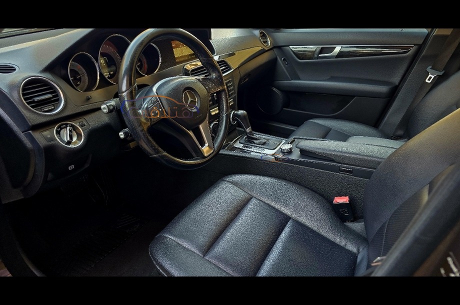 C 180 Mercedes Brown