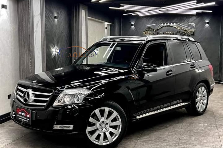 GLK 350 Mercedes أسود