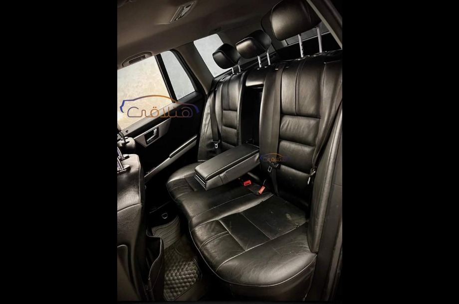 GLK 350 Mercedes أسود