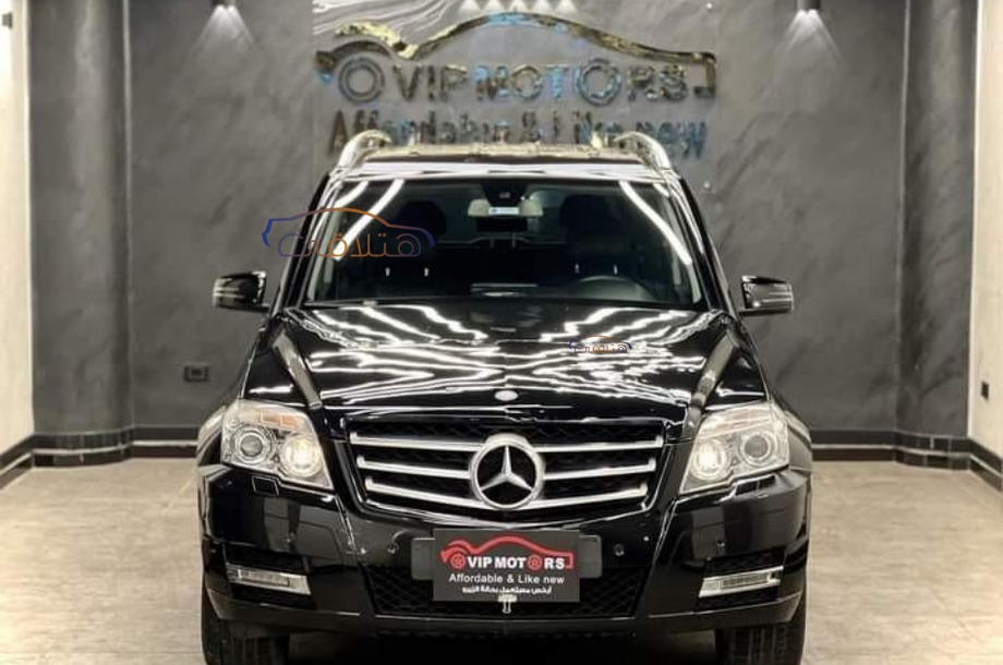 GLK 350 Mercedes أسود