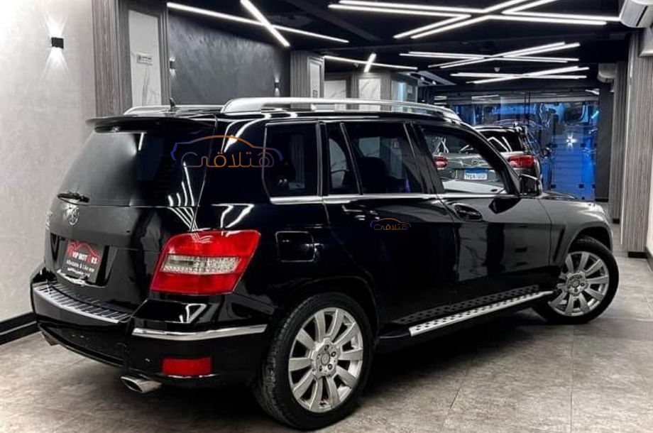 GLK 350 Mercedes أسود