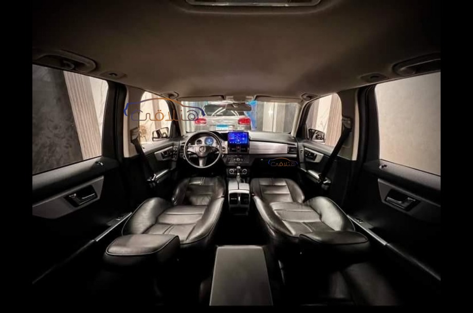 GLK 350 Mercedes أسود