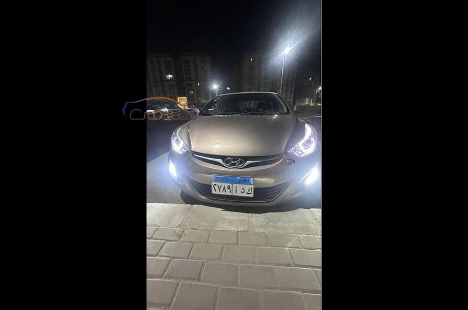 Elantra MD Hyundai Gold