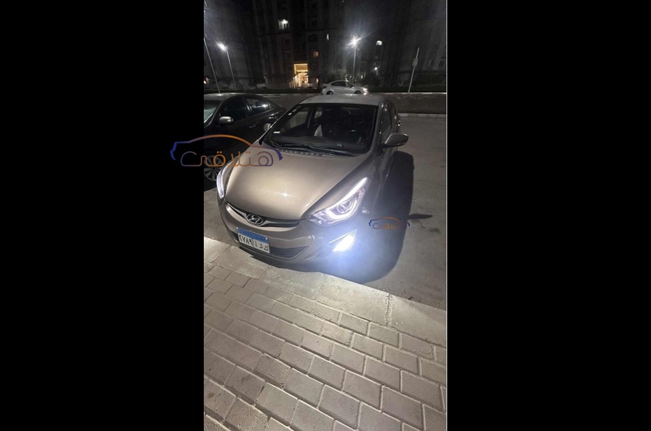 Elantra MD Hyundai Gold