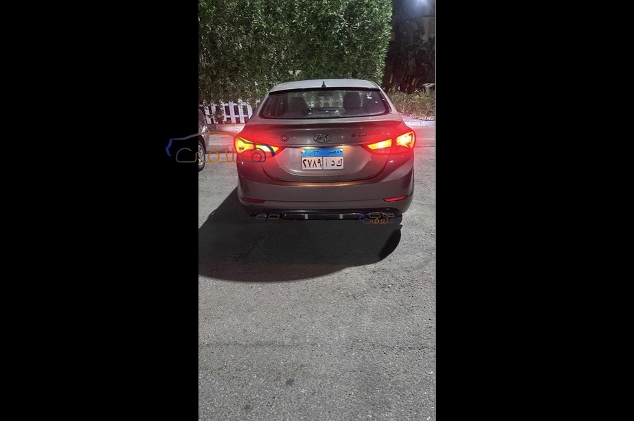 Elantra MD Hyundai Gold