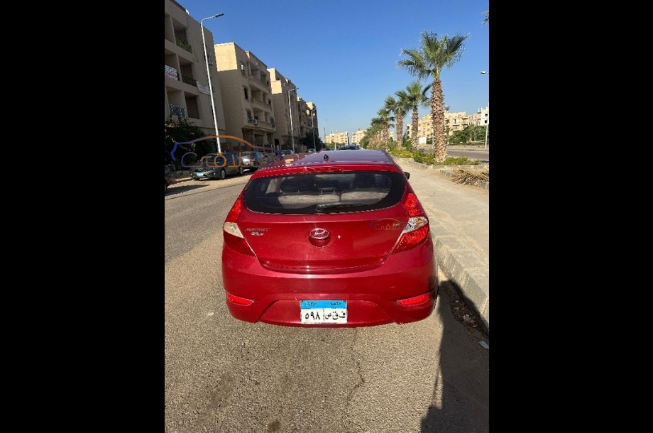 Accent RB Hyundai Red