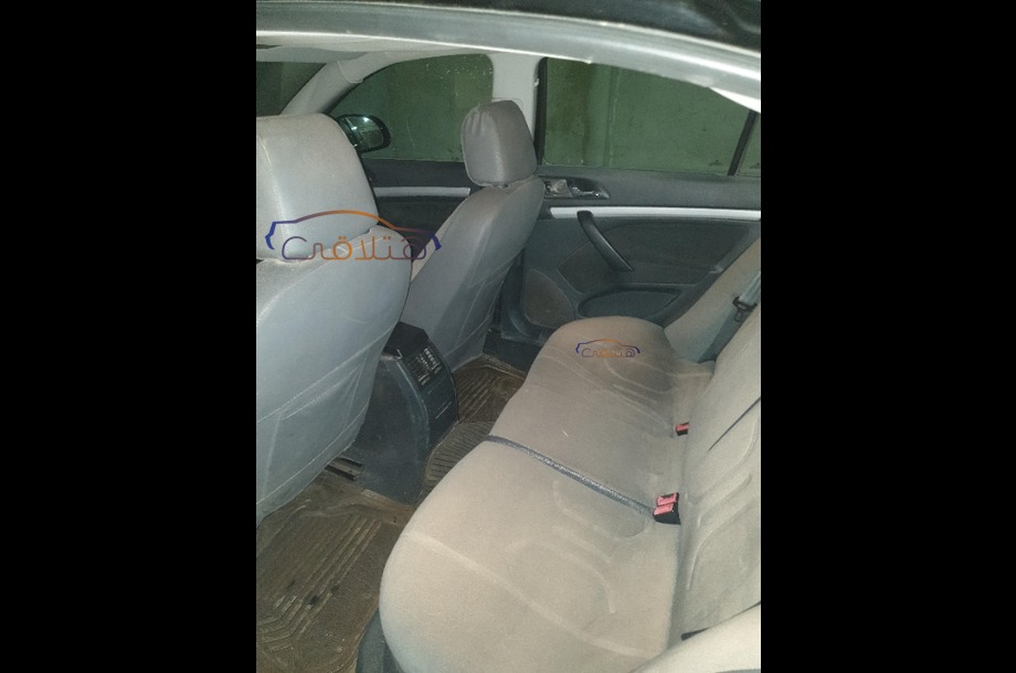 Fantasia Skoda أسود