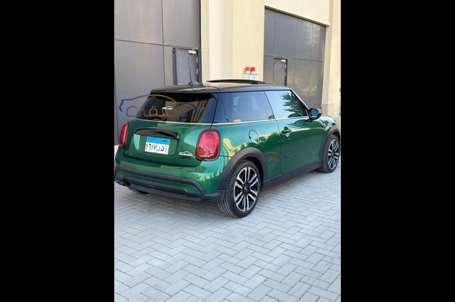 Cooper Mini أخضر