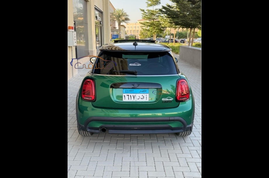 Cooper Mini أخضر